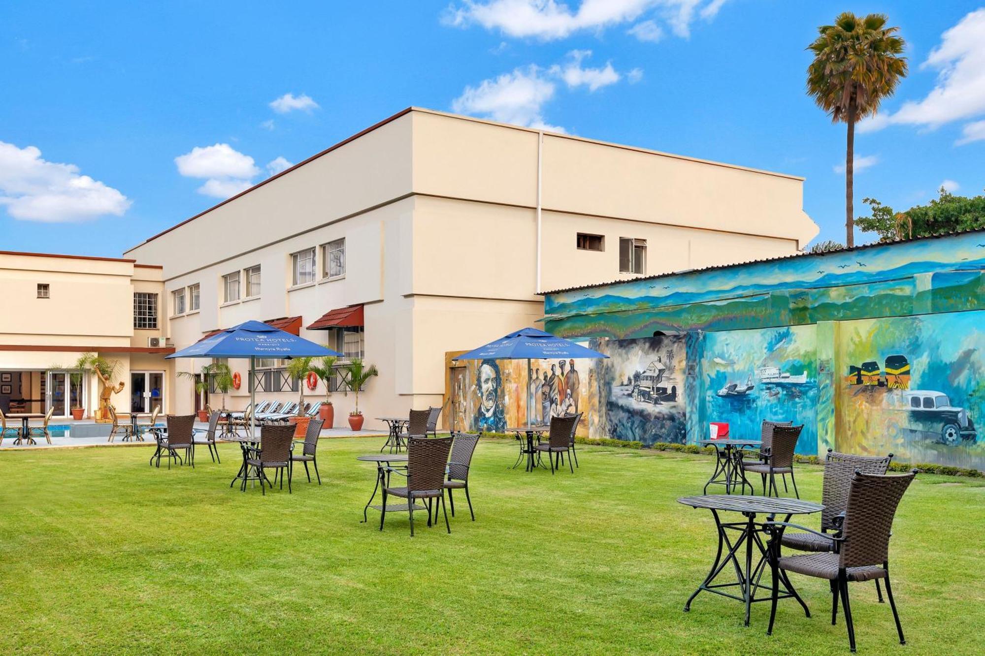 Protea Hotel By Marriott Blantyre Ryalls Ngoại thất bức ảnh