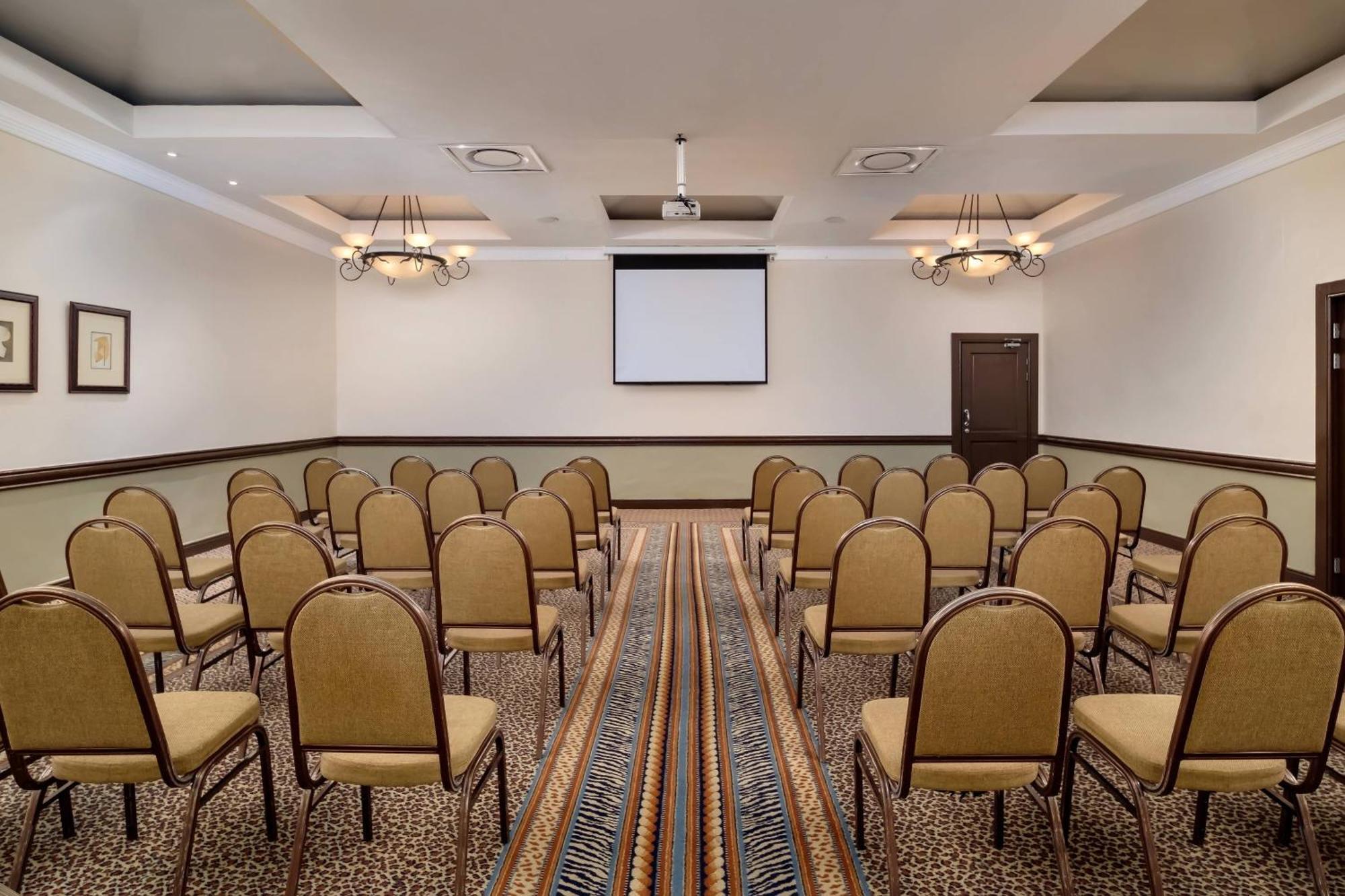 Protea Hotel By Marriott Blantyre Ryalls Ngoại thất bức ảnh