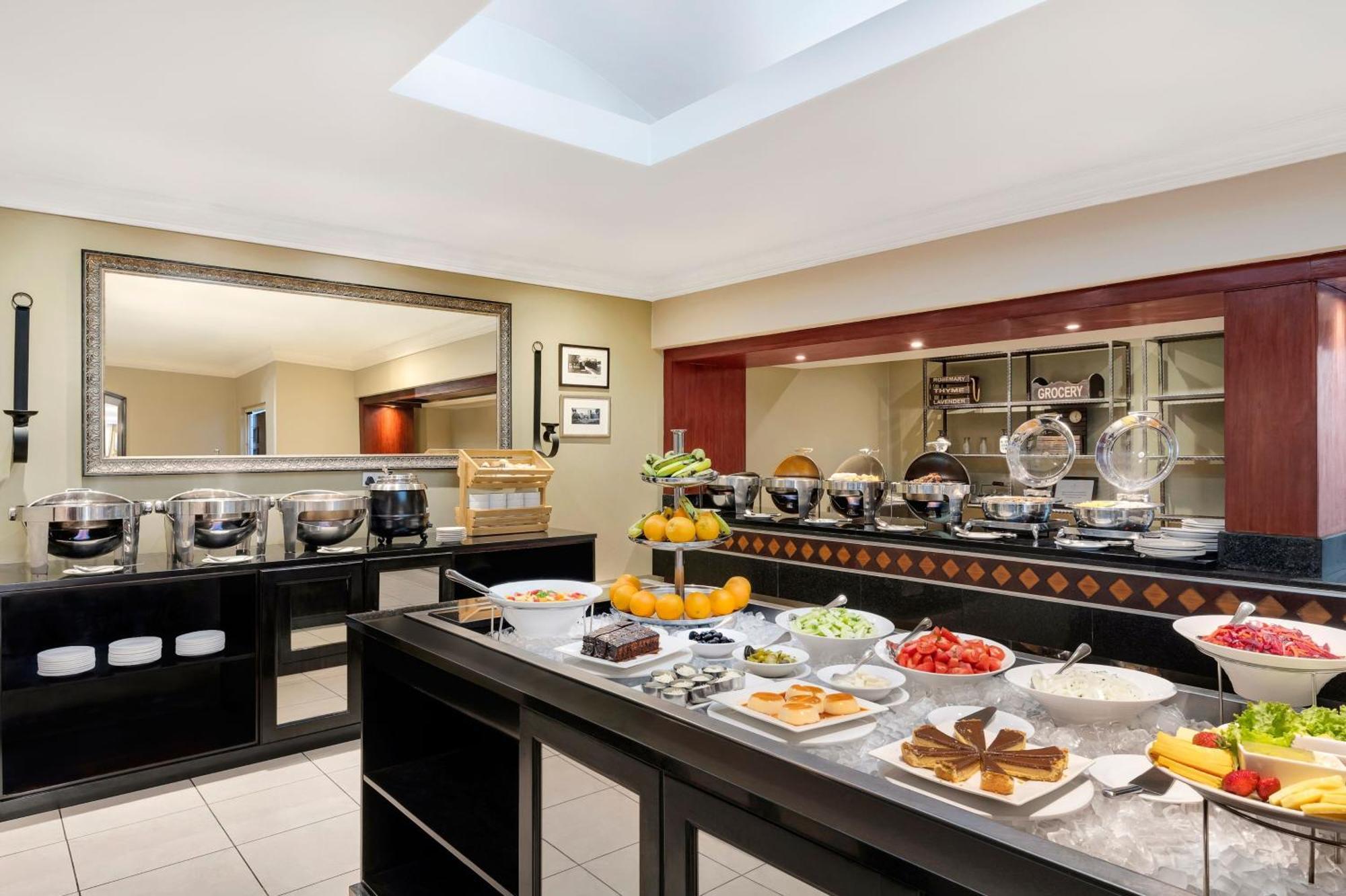 Protea Hotel By Marriott Blantyre Ryalls Ngoại thất bức ảnh