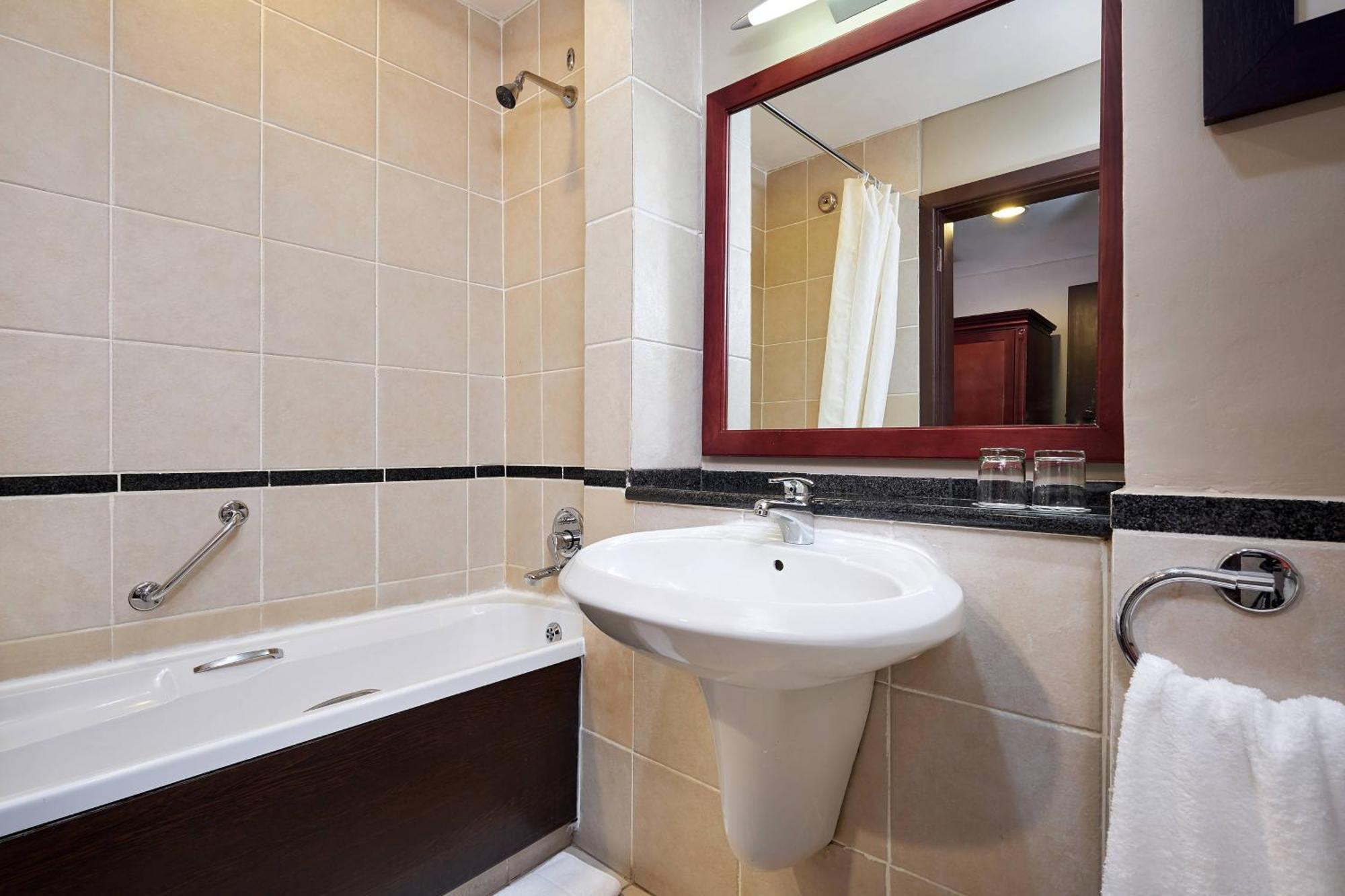 Protea Hotel By Marriott Blantyre Ryalls Ngoại thất bức ảnh