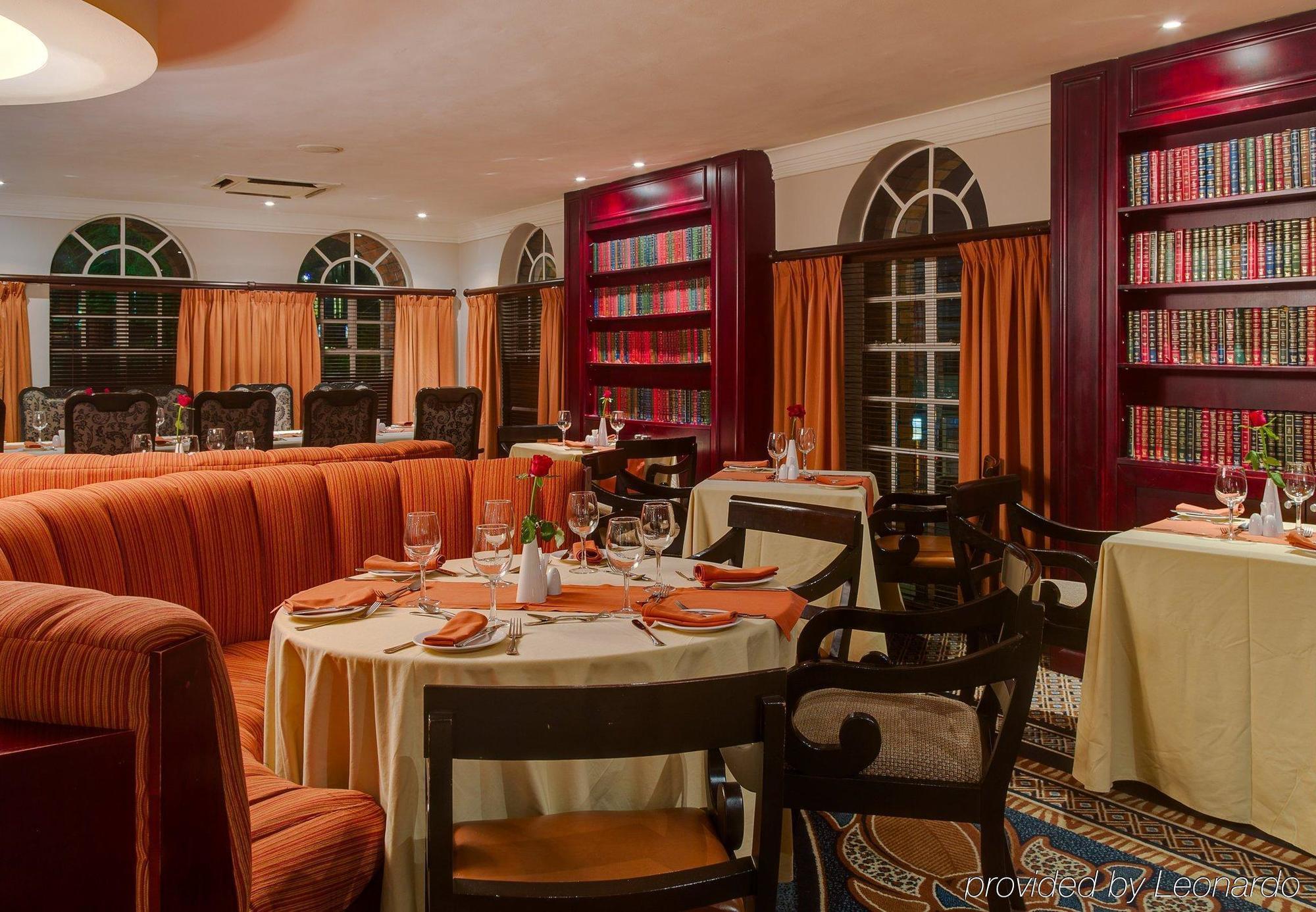 Protea Hotel By Marriott Blantyre Ryalls Ngoại thất bức ảnh
